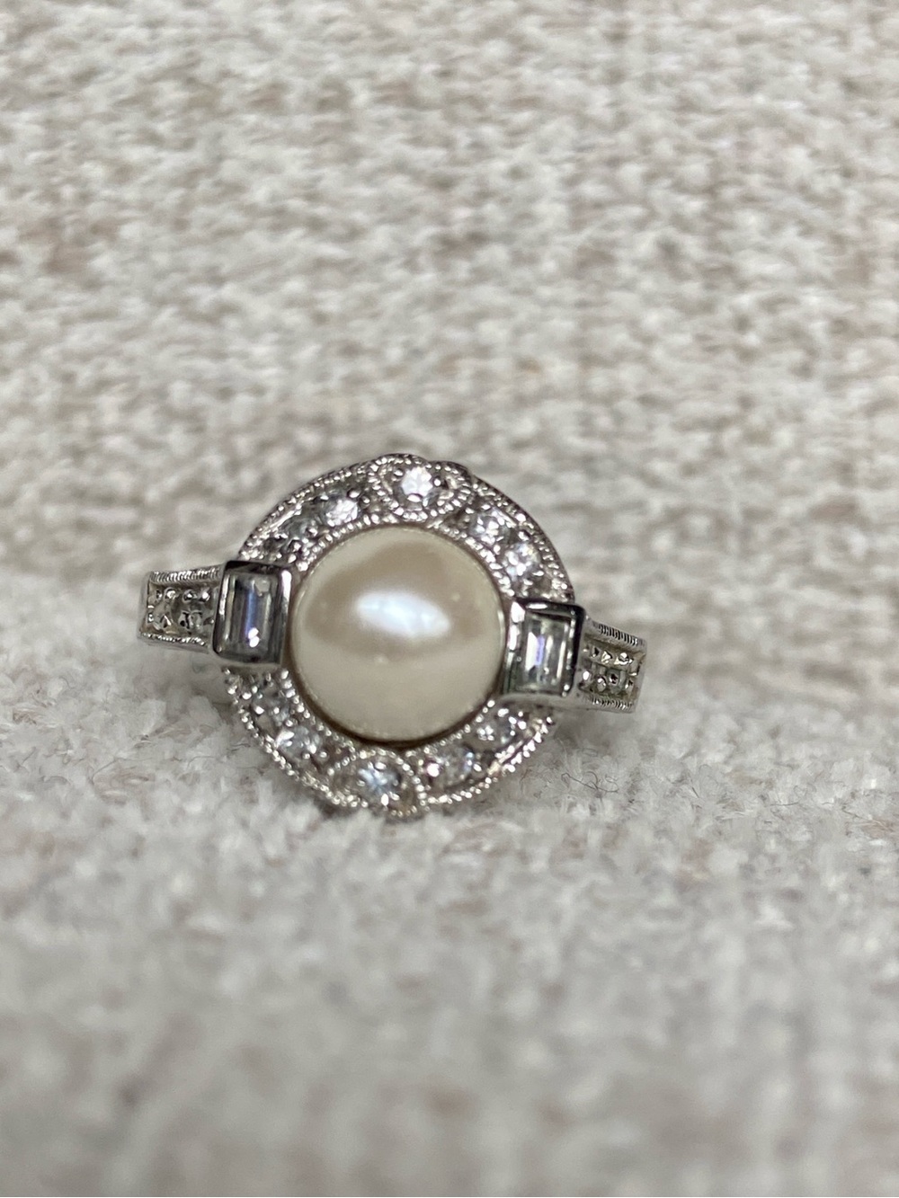 Classic Pearl Halo Ring - With Cubic Zirconias, size 6. Premier Designs.